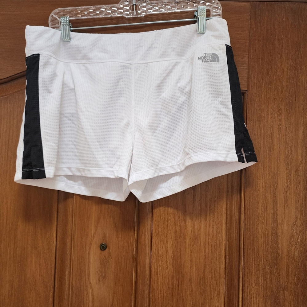 The North Face Women's Athletic Shorts in White and Black SZ L